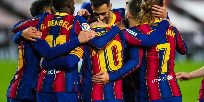 Barcelona Và Câu Chuyện Kỳ Kèo Mức Giá Ký Kết Với Cancelo 7 Có nhiều sự lựa chọn thay thế Cancelo tại đội bóng